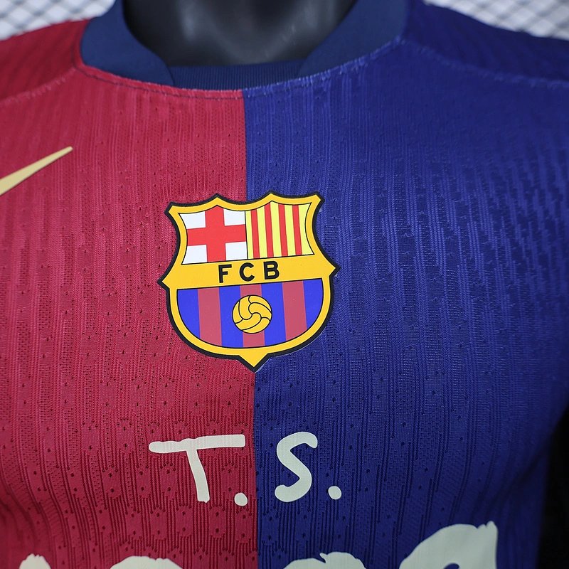 0a3cc906e3774528518b4886826a1648843b0902 Barcelona Authentic Soccer Jersey Home x Taylor Swift Shirt 2025/26