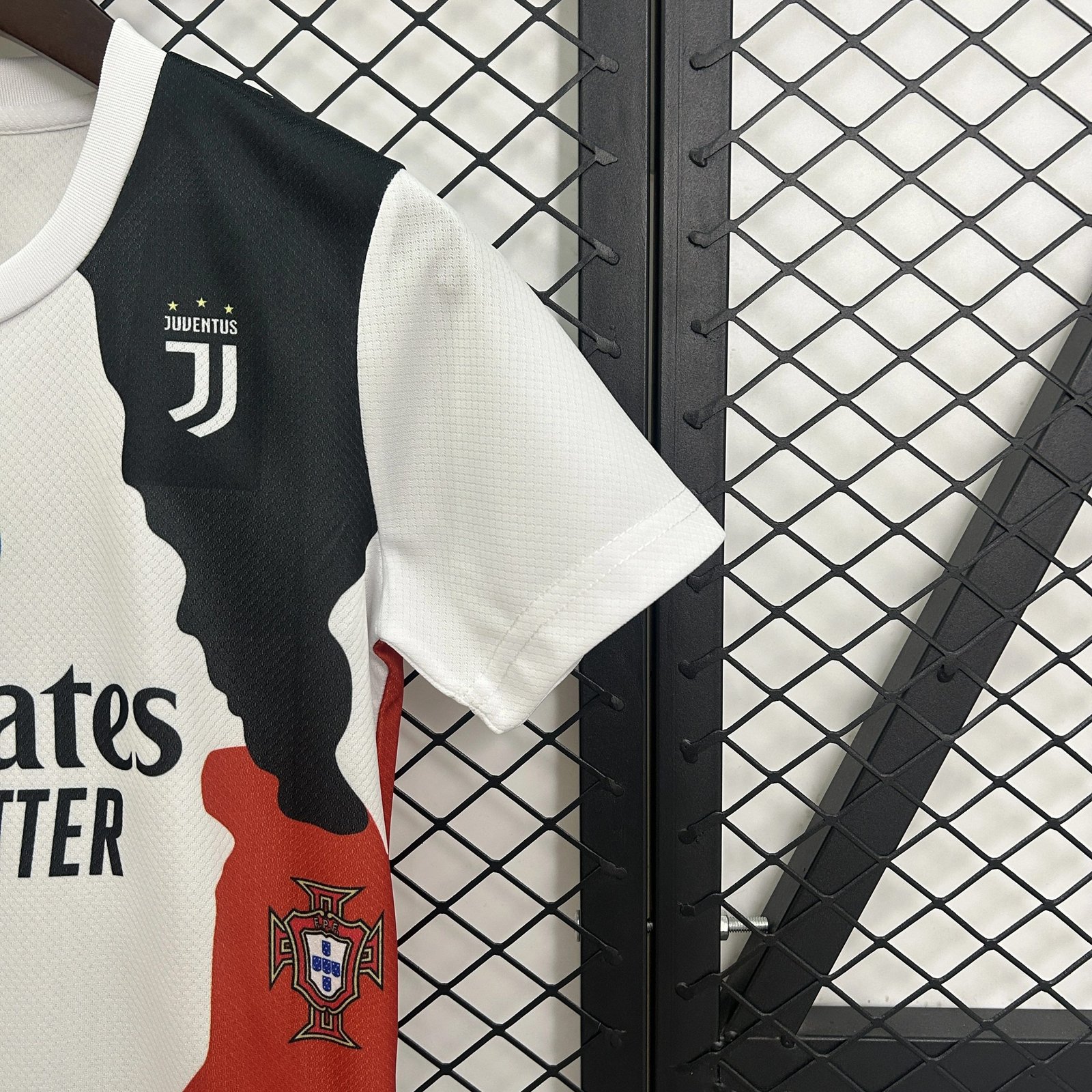 Cristiano Ronaldo Commemorative Edition Kids Kit Jersey+Shorts 2025/26 - All Club Mix