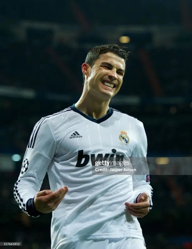 Real Madrid Authentic Retro Jersey Home Long Sleeve Soccer Shirt 2012/13