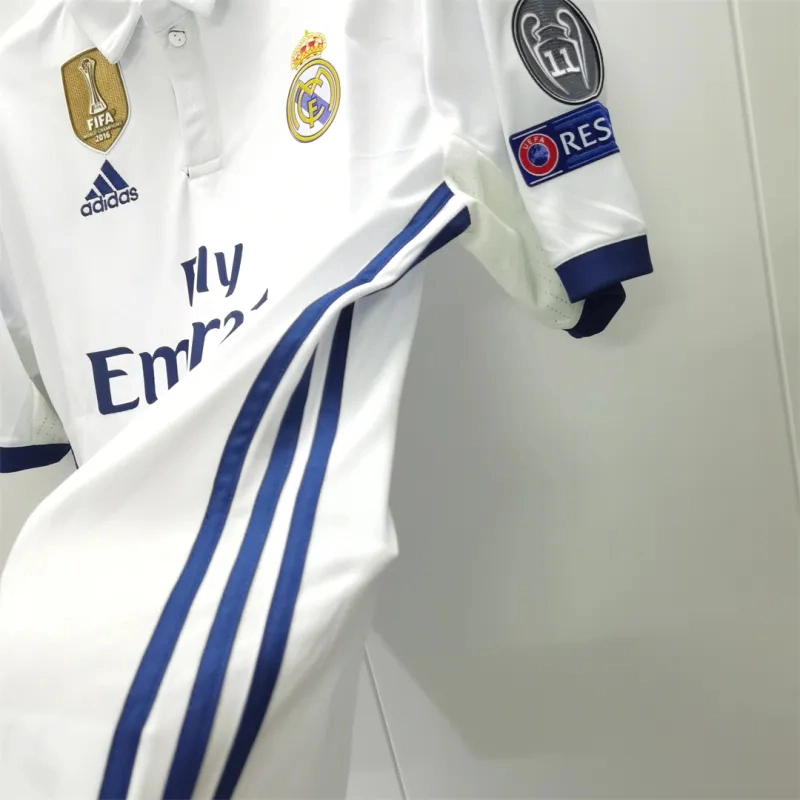 Ronaldo #7 Real Madrid Retro Jersey Home Soccer Shirt 2016/17