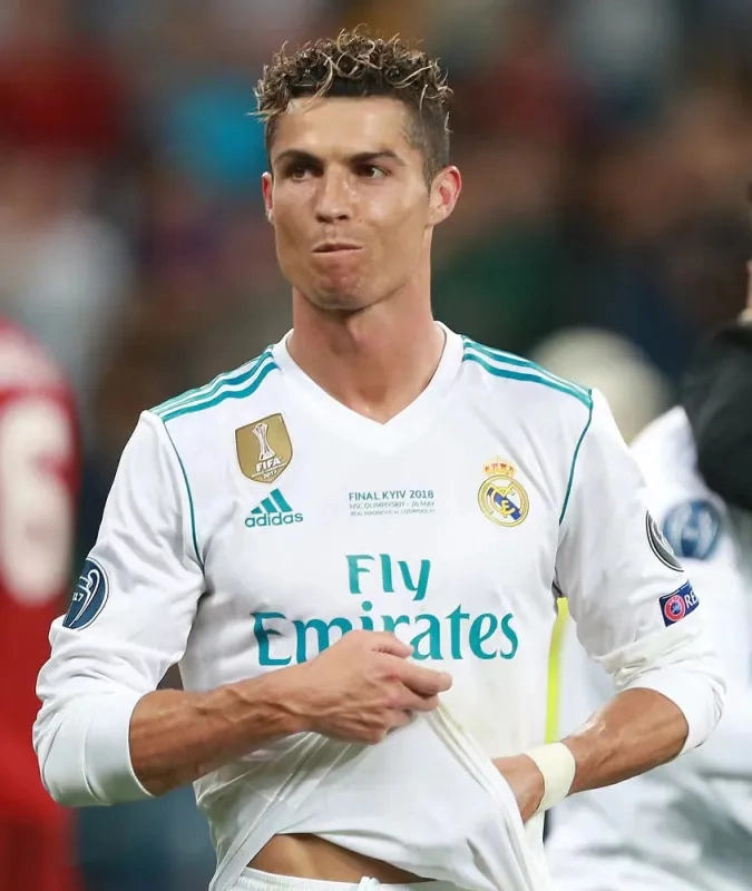 Real Madrid Authentic Retro Jersey Home Long Sleeve Soccer Shirt 2017/18