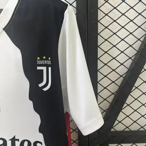 Cristiano Ronaldo Commemorative Edition Shirt 2025/26 - All Club Mix