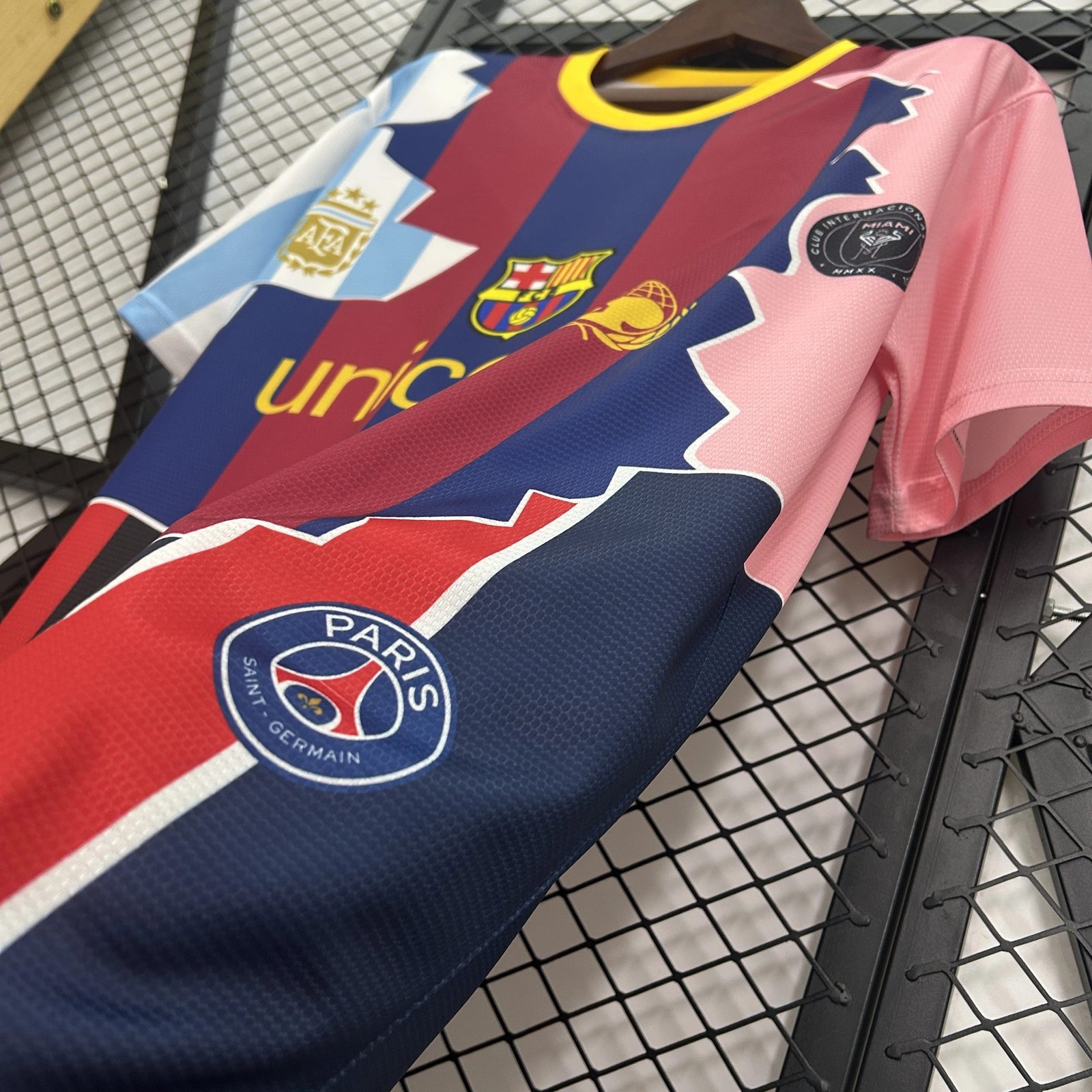 Messi Commemorative Edition Shirt 2025/26 - All Club Mix