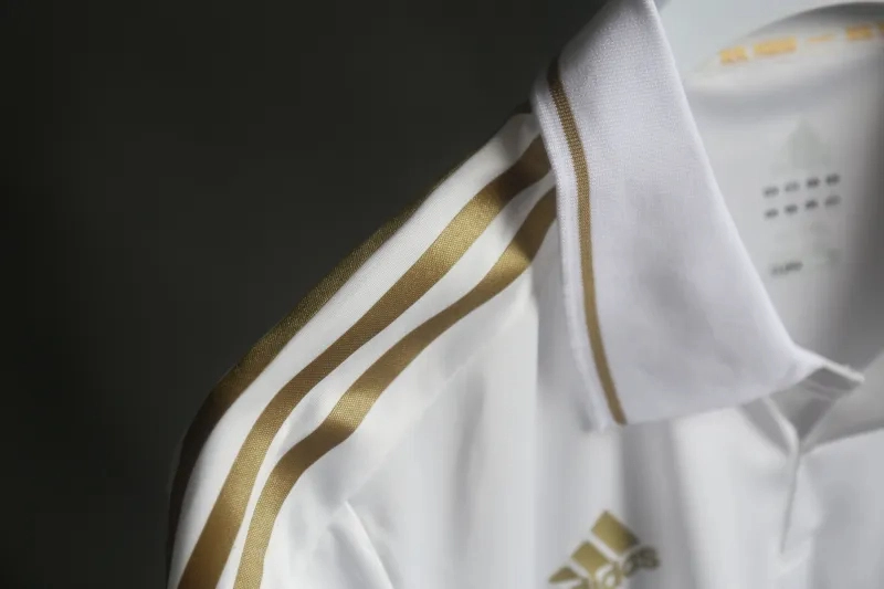 Real Madrid Authentic Retro Jersey Home Long Sleeve Soccer Shirt 2011/12