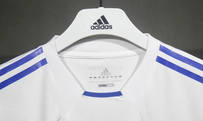 Real Madrid Authentic Retro Jersey Home Soccer Shirt 2010/11