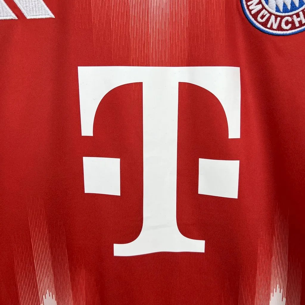 Bayern Munich Soccer Jersey Home Shirt 2025/26