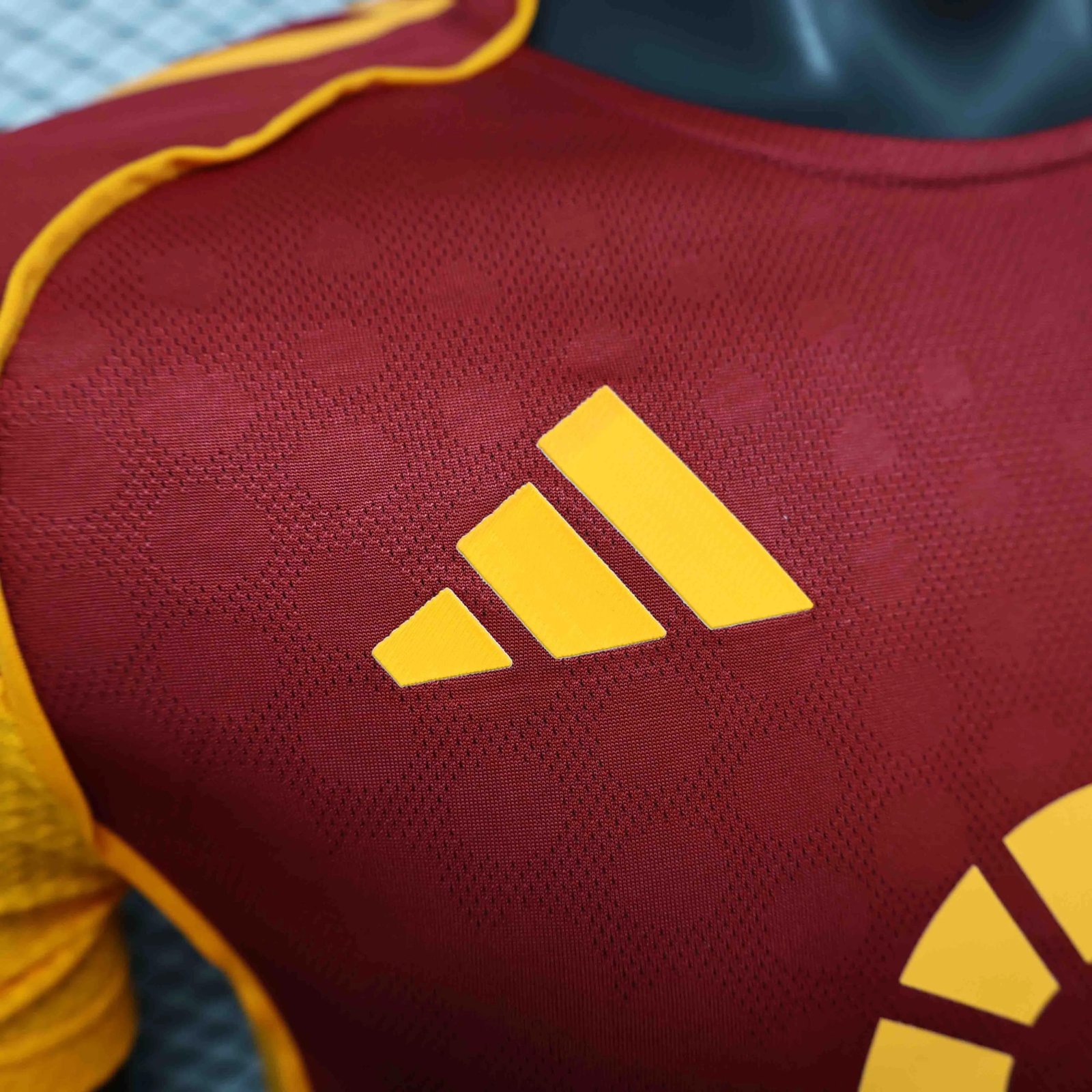 Roma Authentic Soccer Jersey Home Shirt 2025/26