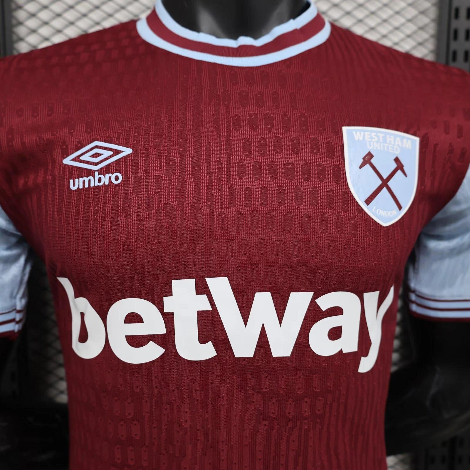 7c28807224272fb013145598ac434242e0ca451a West Ham United Authentic Football Jersey Home Shirt 2024/25