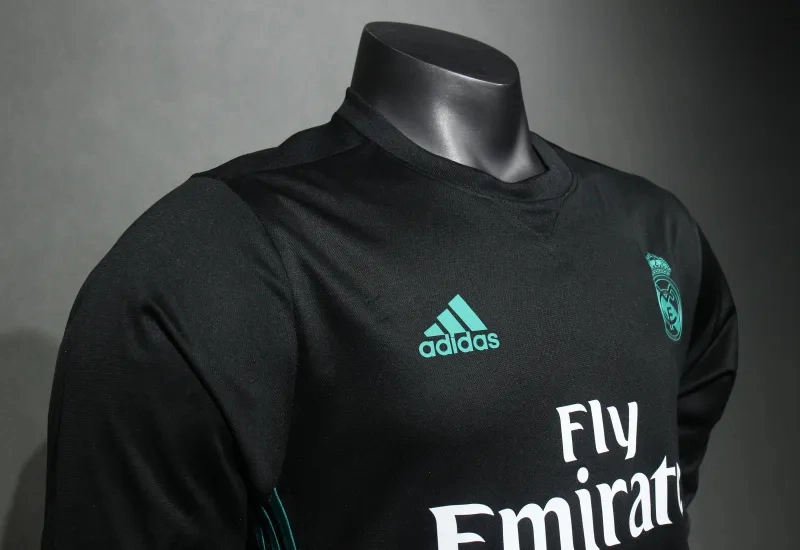 Real Madrid Authentic Retro Jersey Away Long Sleeve Soccer Shirt 2017/18