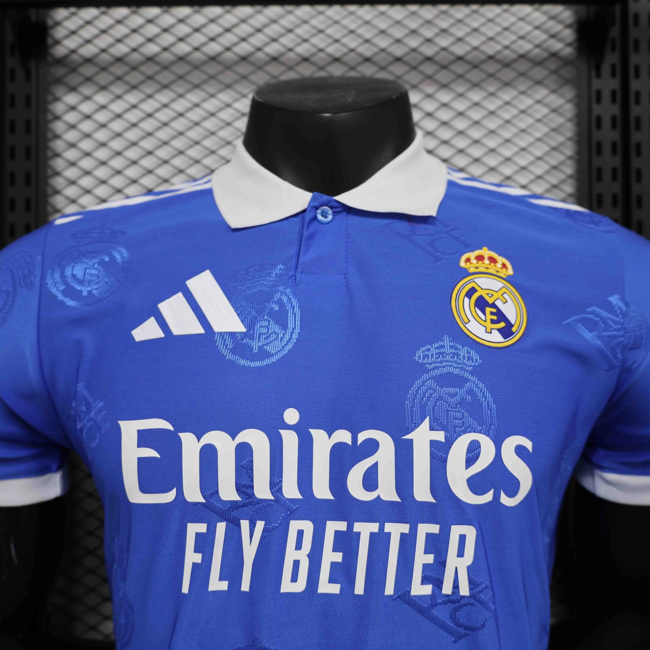 Real Madrid Authentic Soccer Jersey Retro Style Special Edition Shirt 2025/26