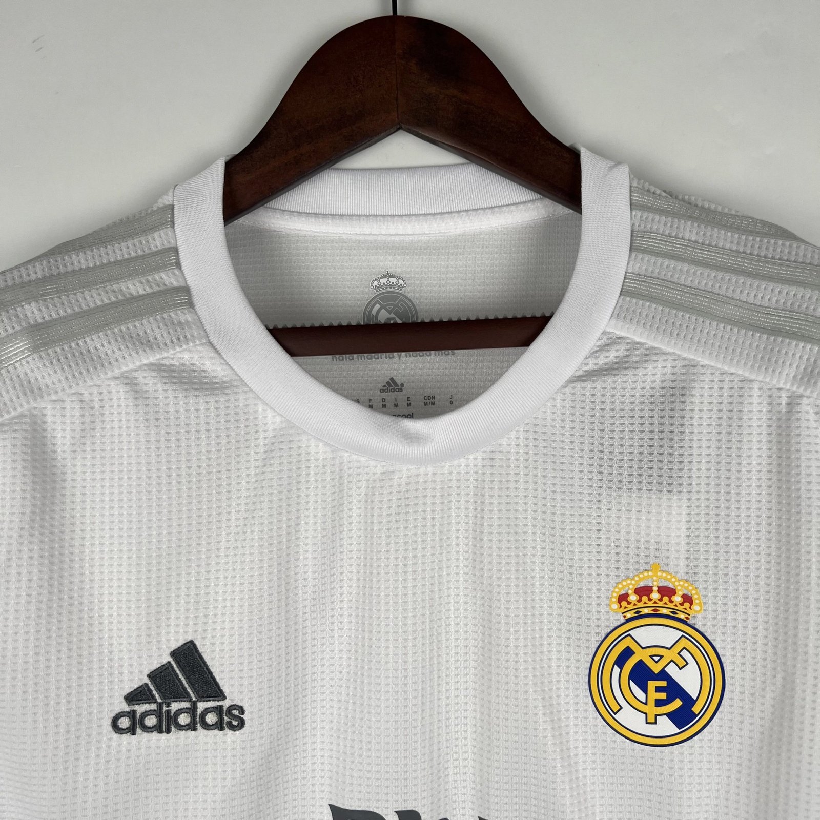 Real Madrid Retro Jersey Home Long Sleeve Custom Soccer Shirt 2015/16