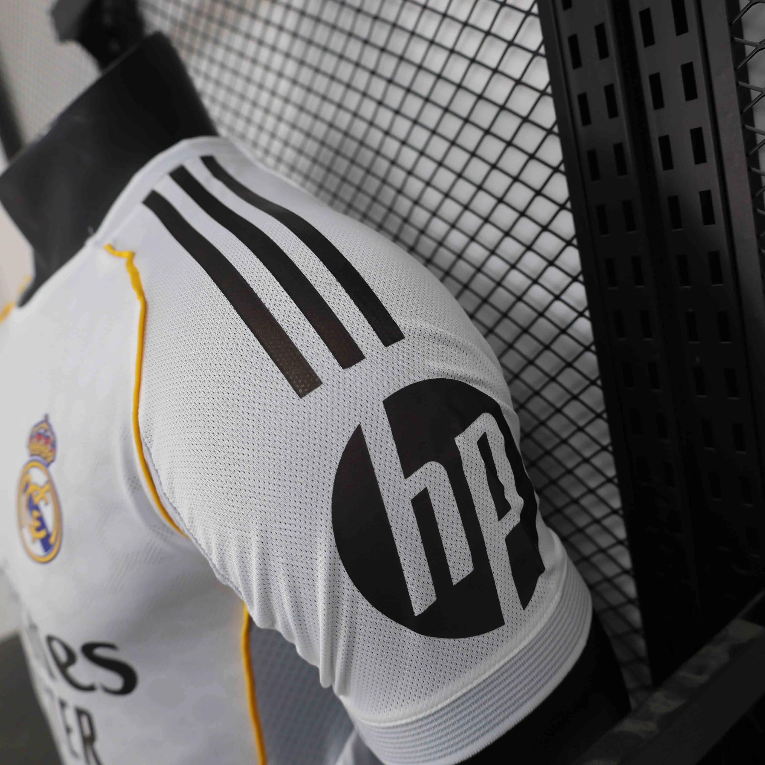 Real Madrid Authentic Soccer Jersey Home Shirt 2025/26