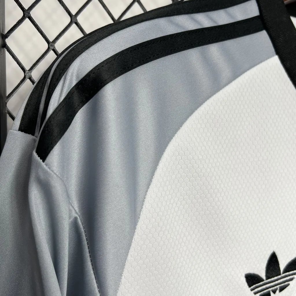 Juventus Soccer Jersey Pre-Match Custom Shirt 2024/25