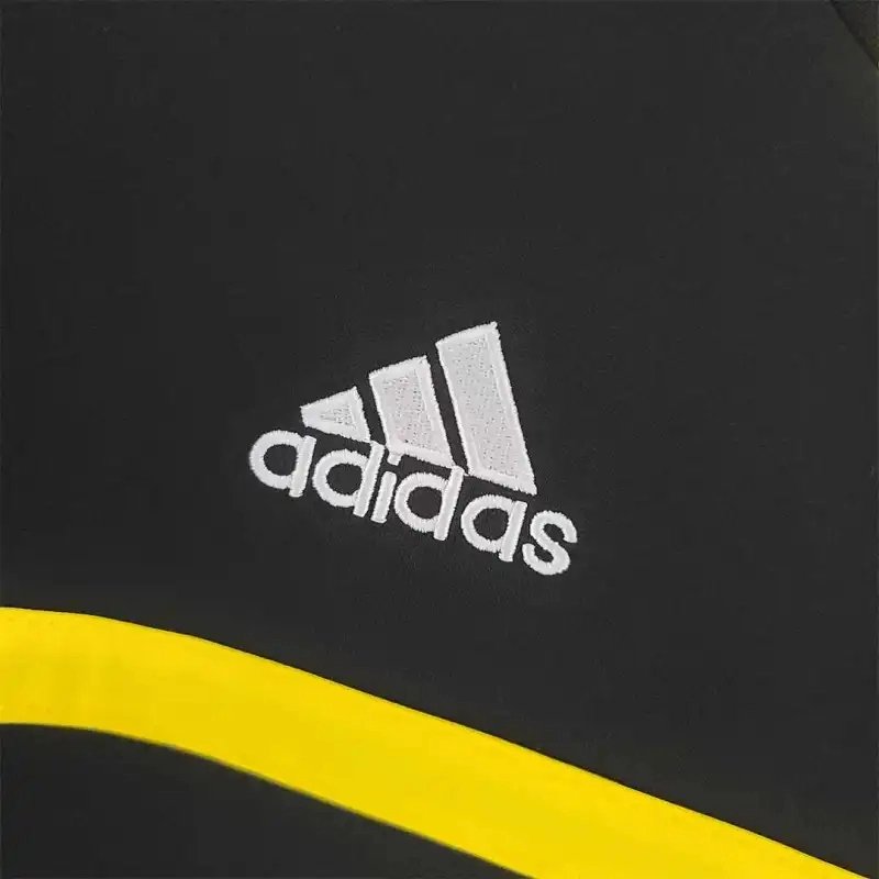 Real Madrid Retro Jersey Away Goalkeeper Black Soccer Custom Shirt 2011/12