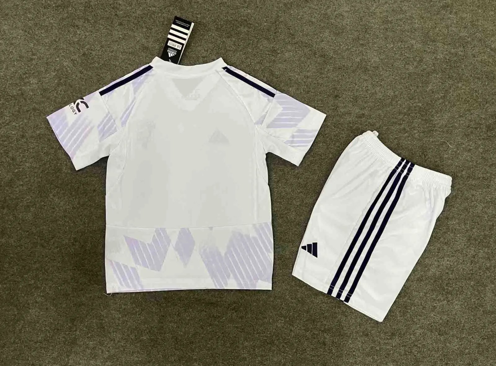 Manchester United Away Kids Kit Jersey+Shorts 2025/26