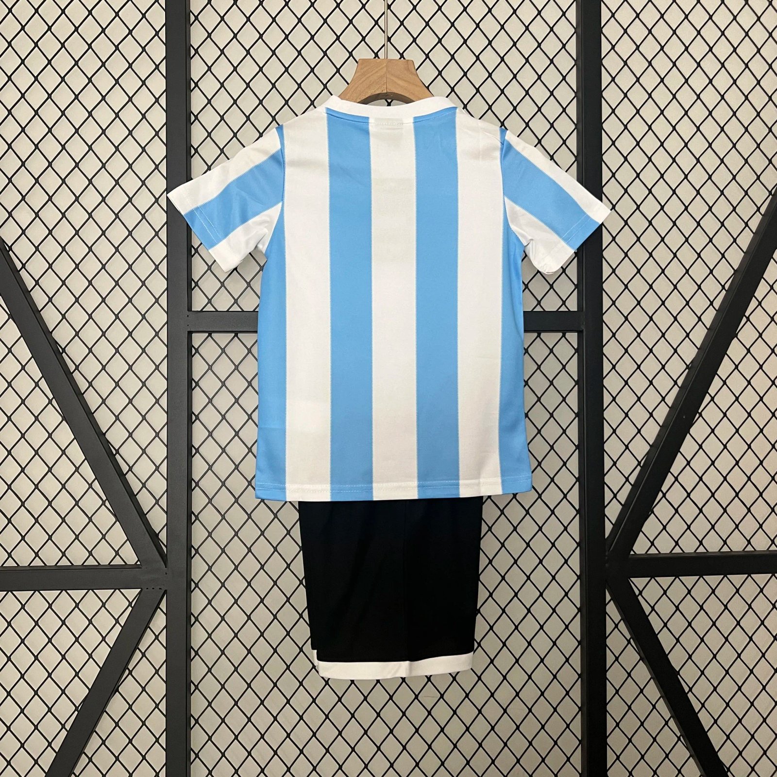 aba18536eda74419549447b543d0ab8b4ce81f5f Argentina Retro Home Soccer Uniform Kids Kit Jersey+Shorts 1986
