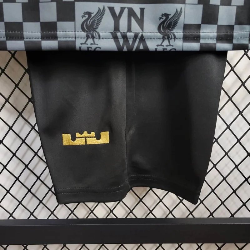 Liverpool Football Jersey x LeBron James Joint Kids Kit Jersey+Shorts 2024/25