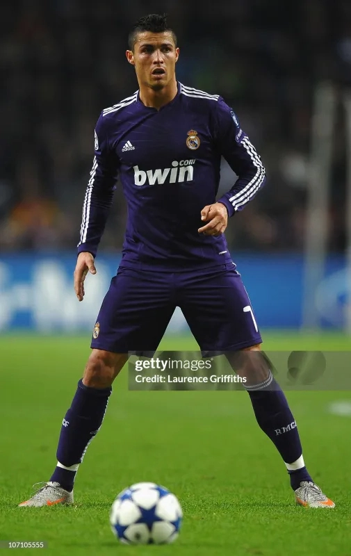 Real Madrid Authentic Retro Jersey Third Away Long Sleeve Soccer Shirt 2010/11