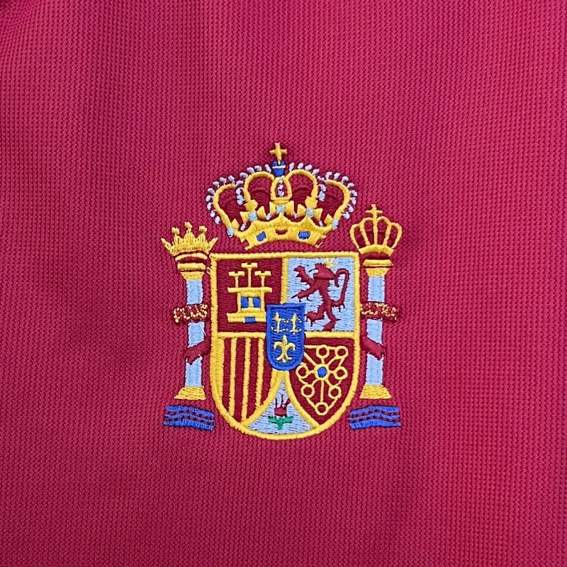 Spain Retro Soccer Jersey Home Custom Shirt 2000