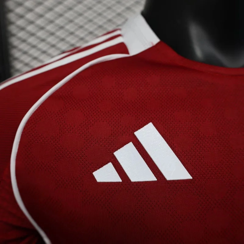 Liverpool Authentic Football Jersey Home Shirt 2025/26