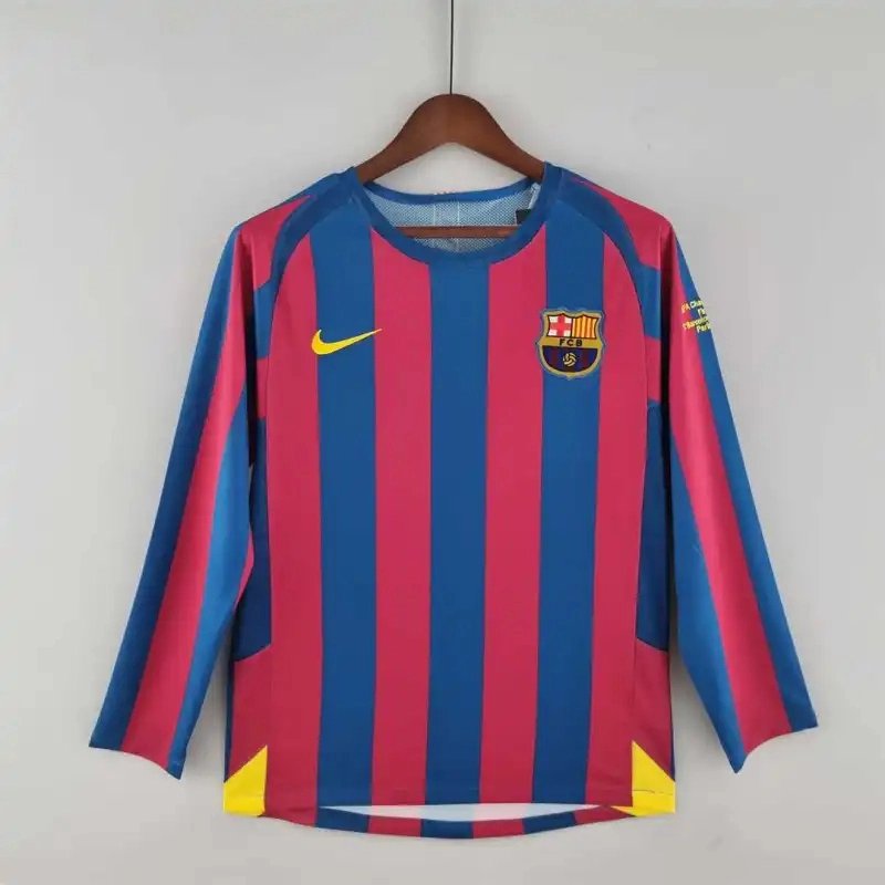 Barcelona Retro Jersey Home Long Sleeve Soccer Shirt 2005-06