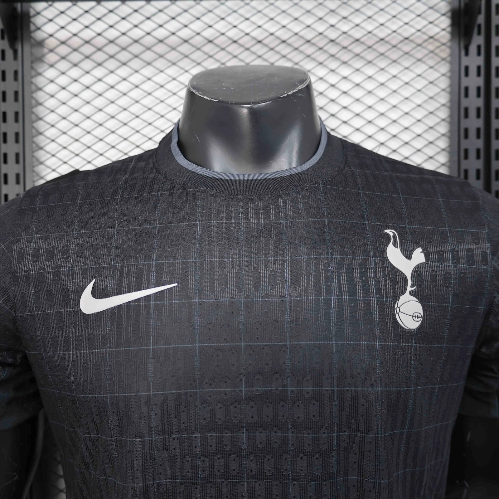 Tottenham Hotspur Authentic Football Jersey Away Shirt 2025/26
