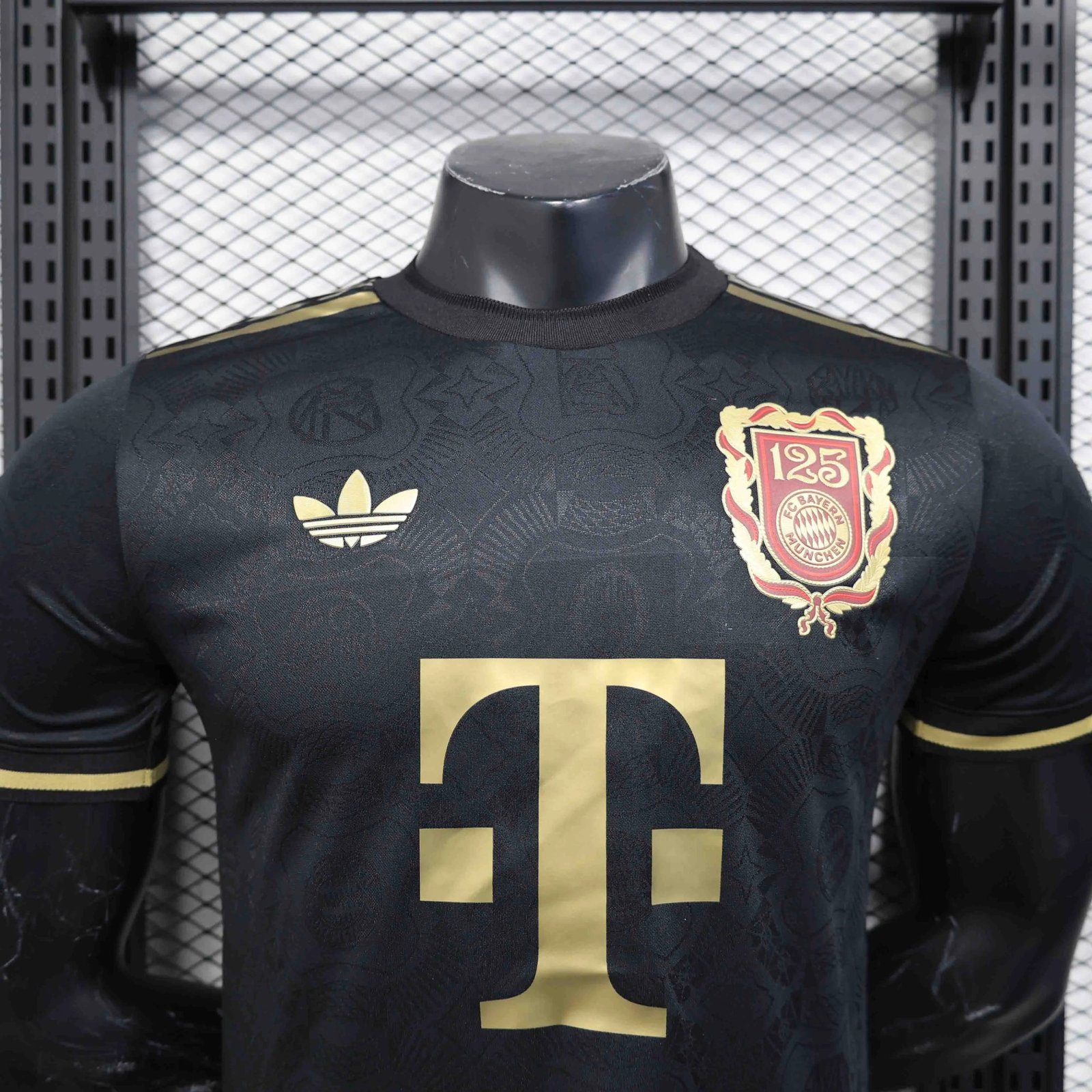 Authentic Bayern Munich Soccer Jersey Shirt 2025/26 125th Anniversary